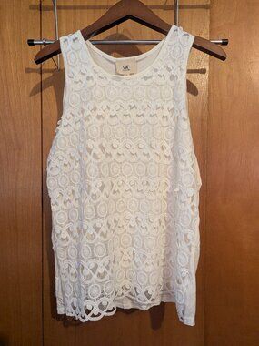 SW New York L Off-White Sleeveless Blouse